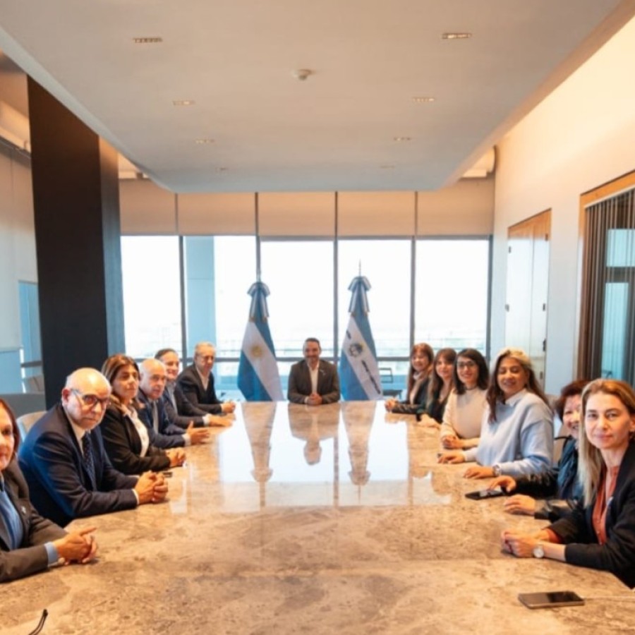 Corrientes exhibió ante senadores nacionales de Argentina sus potenciales turísticos