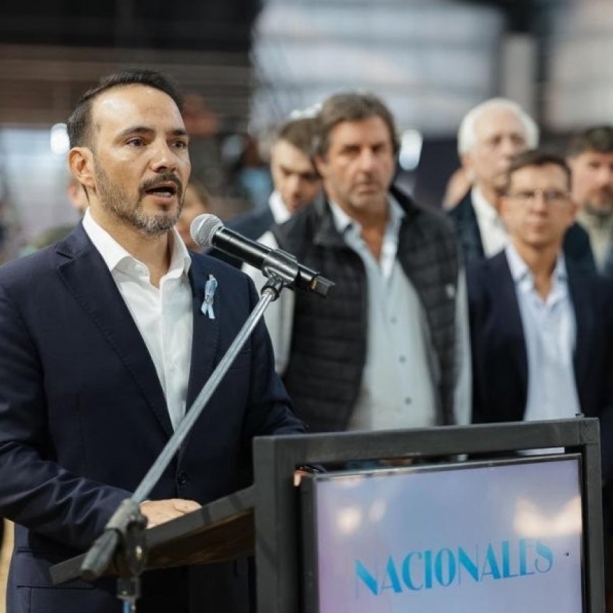 Valdés ante ruralistas: "Los que no invirtieron en Corrientes la verdad que se están perdiendo una oportunidad única"